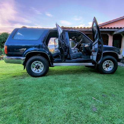 TOYOTA HILUX SW4 2.8 4X4 8V DIESEL 4P MANUAL